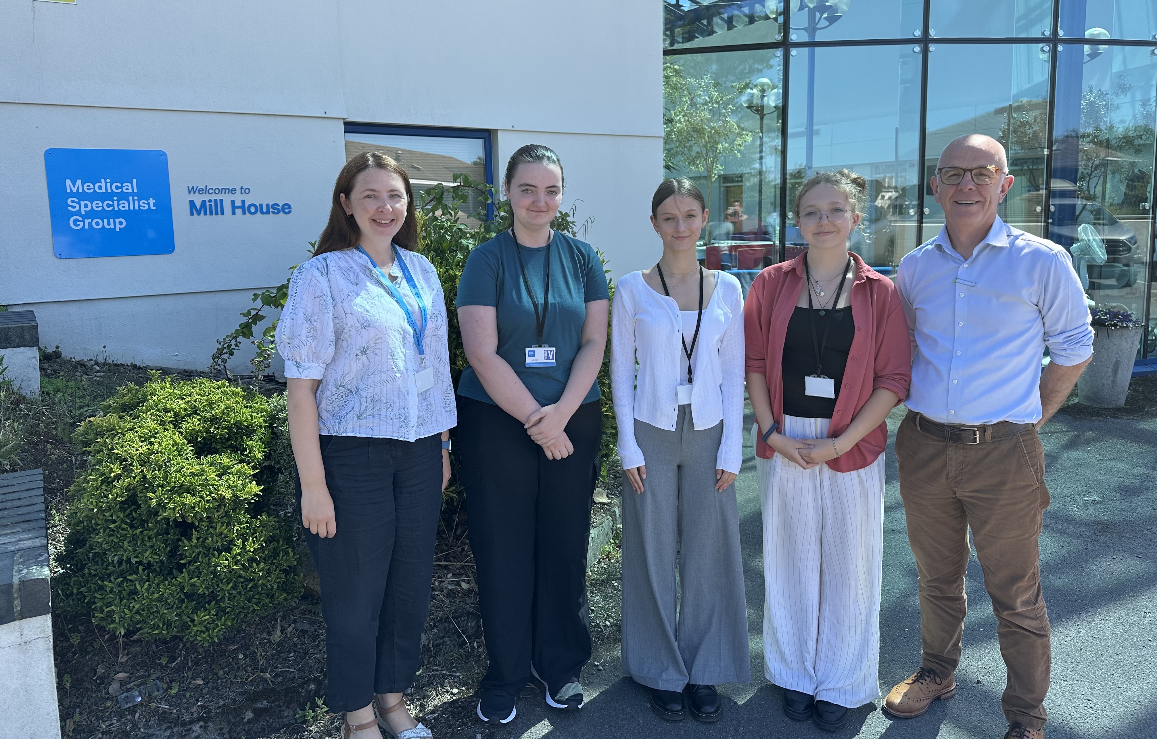 Ten sixth form students inspired by their taste of medicine experience